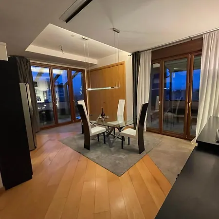 Attico Con Vista Spettacolare E Jacuzzi Apartment Bologna Exterior photo